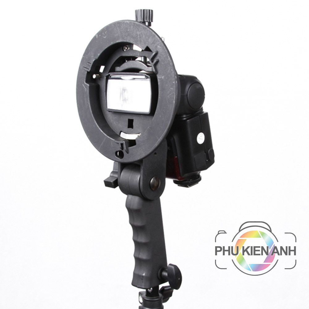 ga-du-da-nang-godox-ngam-bowen-tay-cam-dai-(2)