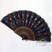 quat-mua-trang-den-(3)